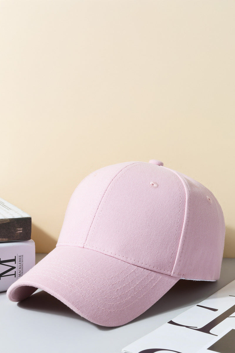 SVL Padel Classic Cap in pink, featuring an adjustable strap, curved brim, and embroidered logo, providing stylish sun protection during outdoor padel matches