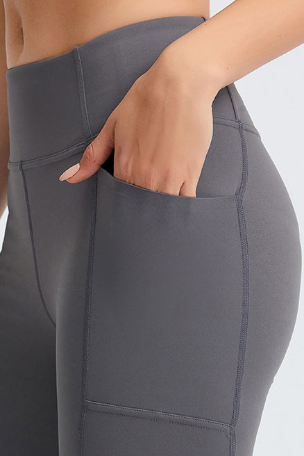 SVL grey shorts Dynamic Drift with side pocket designed for padel and tennis performance