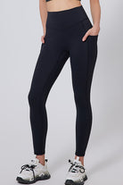 SVL Padel Active Aura Leggings in black, offering a high-waisted fit with compression support, crafted from stretchable, breathable material ideal for padel activities
