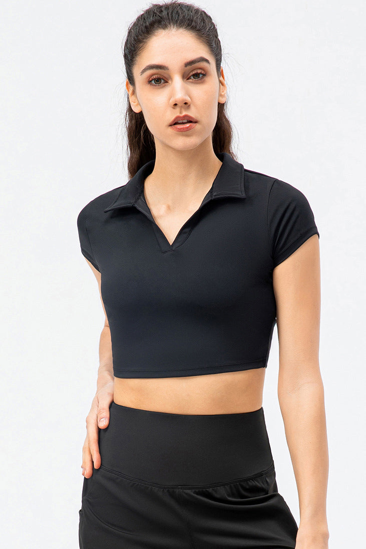SVL Padel Court & Confidence Top in black, featuring a fitted design with moisture-wicking technology, providing comfort and style for competitive padel play
